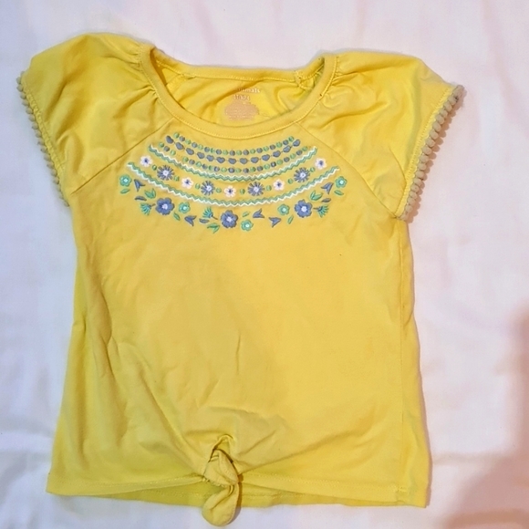 5/$20 Two girl's tops Sz 4T - Picture 3 of 4